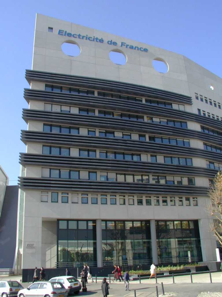 Cap Amp�re EDF.jpg (64588 octets)